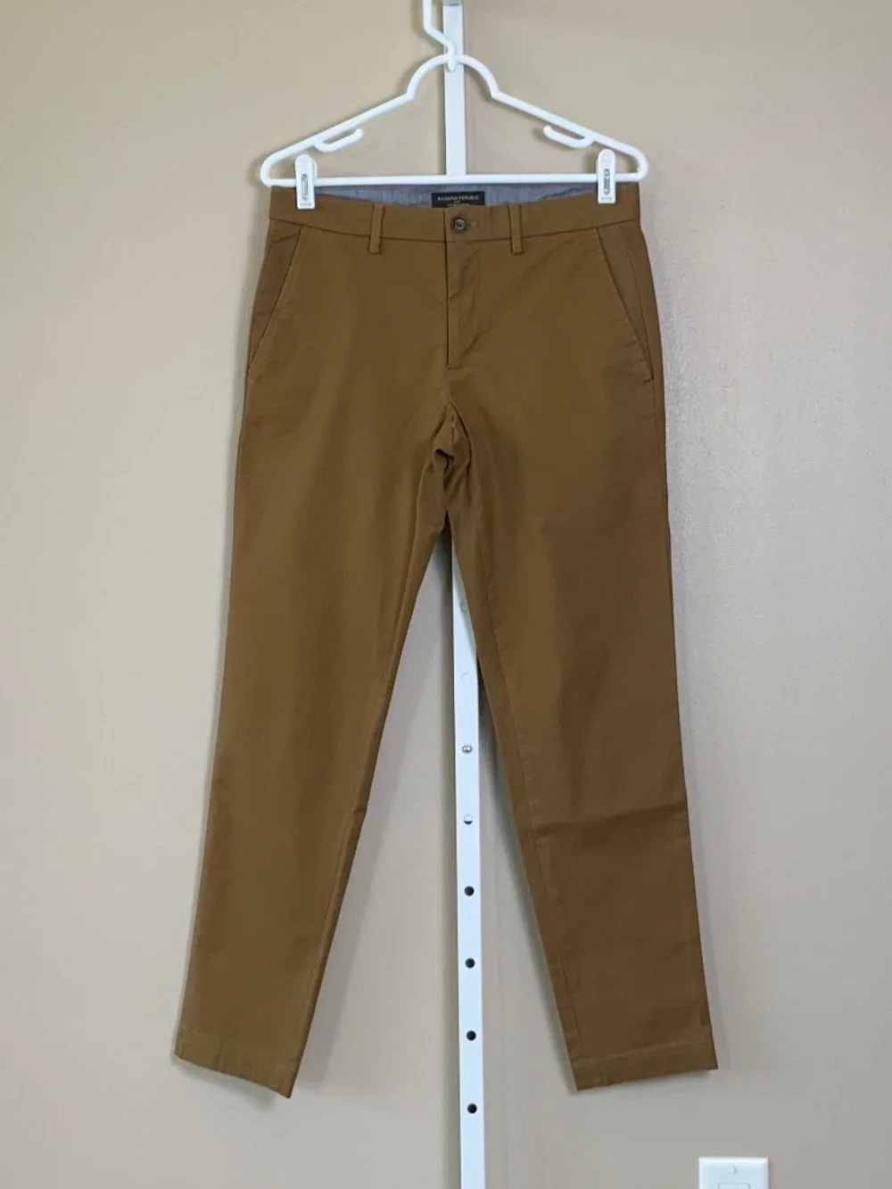 Banana Republic Mason Athletic Fit Chino Pants